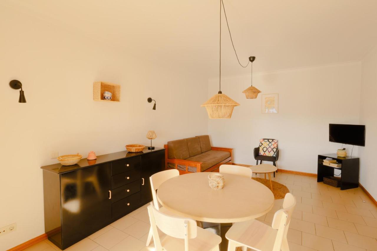 Apartamentos Ninho Das Gaivotas 阿尔布费拉 外观 照片